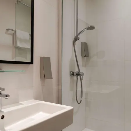 Western Acadie Paris Nord Villepinte Tremblay-en-France