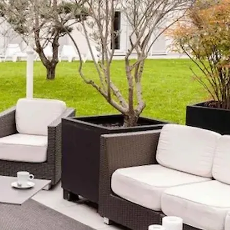 Western Acadie Paris Nord Villepinte فندق